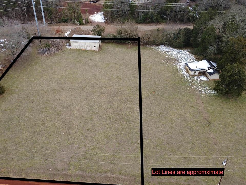 1st image of 665 Canterbury Rd