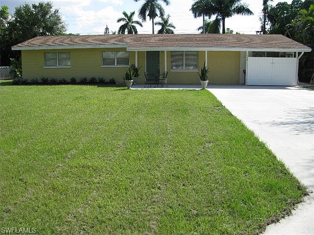 1st image of 1450 Davis Dr