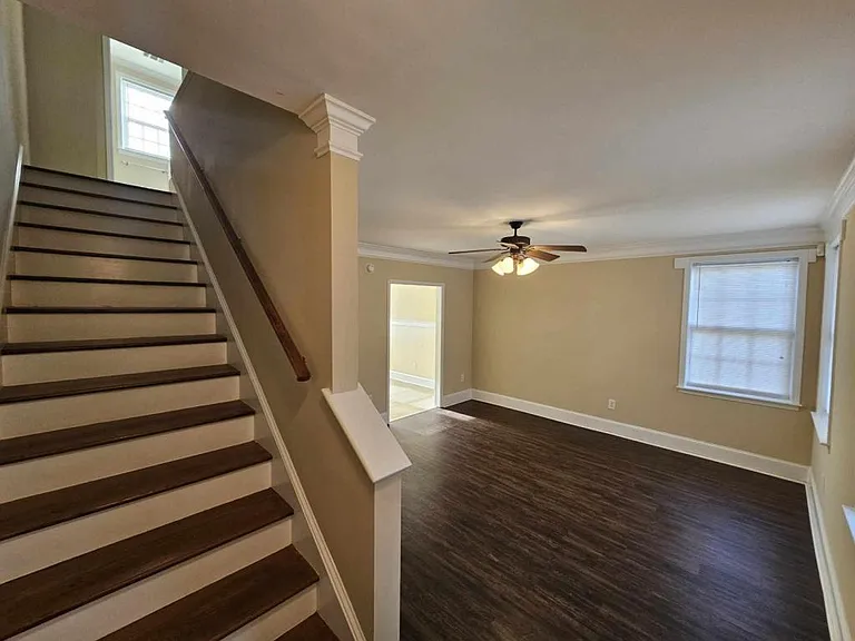 133 Auburn Ave — Photo 5