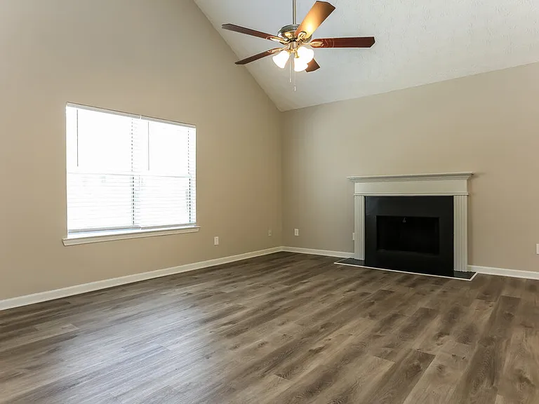 1825 Cutters Mill Way — Photo 5