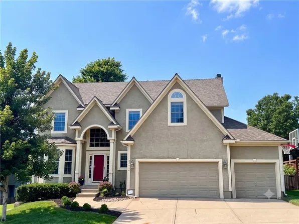 22414 W 45th St, Shawnee, KS 66226