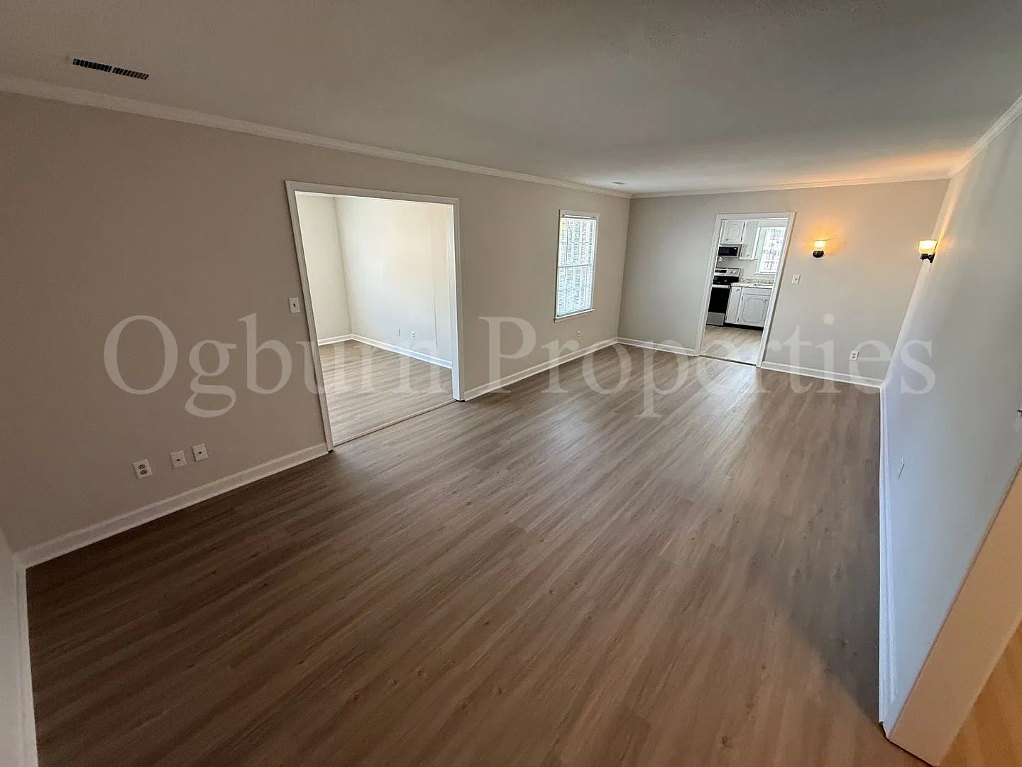 843001- Westgate Apartments — Photo 3