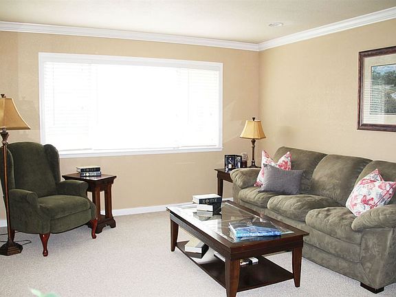 5th image of 7275 Thames Ct