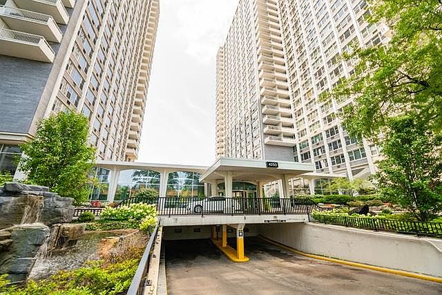 1st image of 4250 N Marine Dr APT 2907