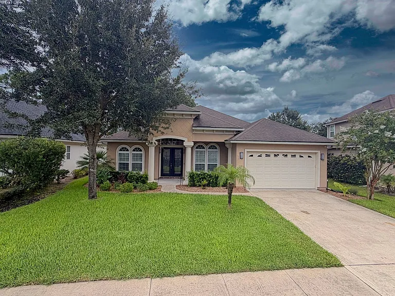 338 Willow Winds Pkwy — Photo 1