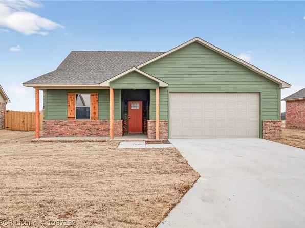 124 Countryside Way, Pocola, OK 74902