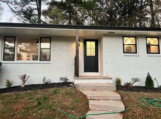 328 Colchester Dr, Stone Mountain, GA 30088