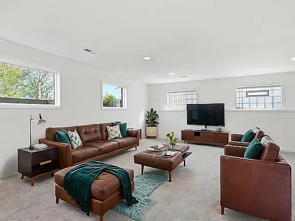 8504 Edison St NE — Photo 24