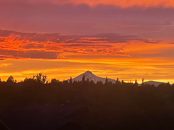 10504 Bitterbrush Ct, Redmond, OR 97756