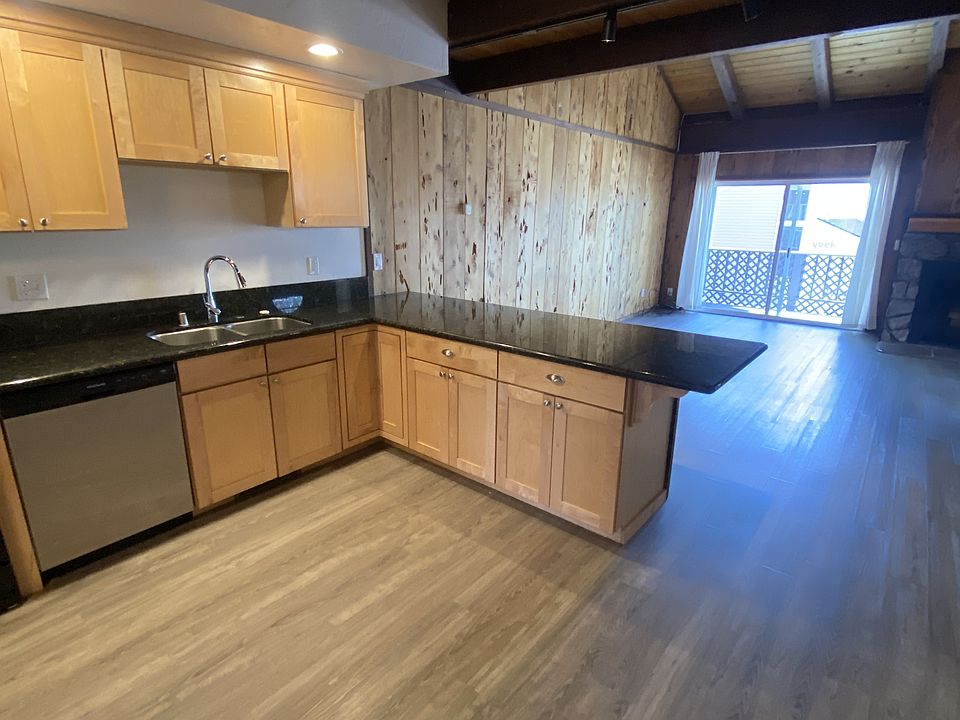 1st image of 155 Kahle Dr #1