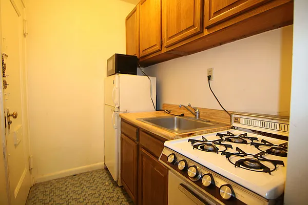 Rented by Guidance Realty Corp. | media 22