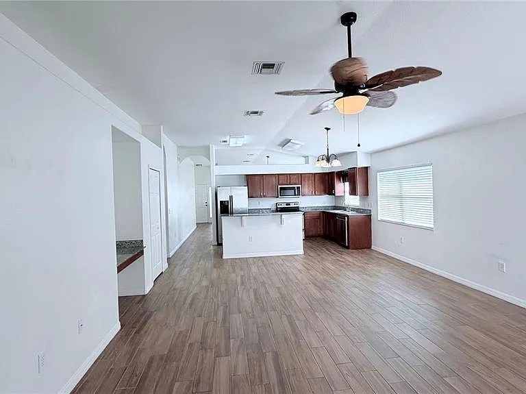 31205 Bridgegate Dr — Photo 10