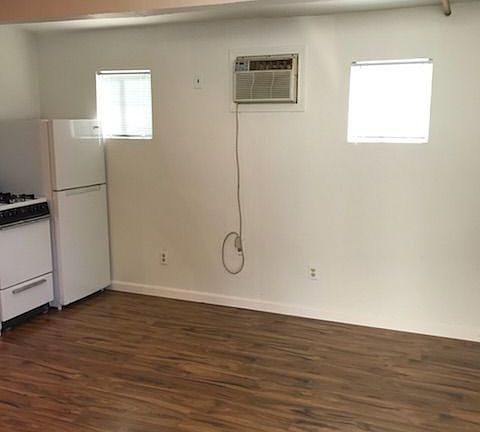 3rd image of 435 Myrtle Ave #G