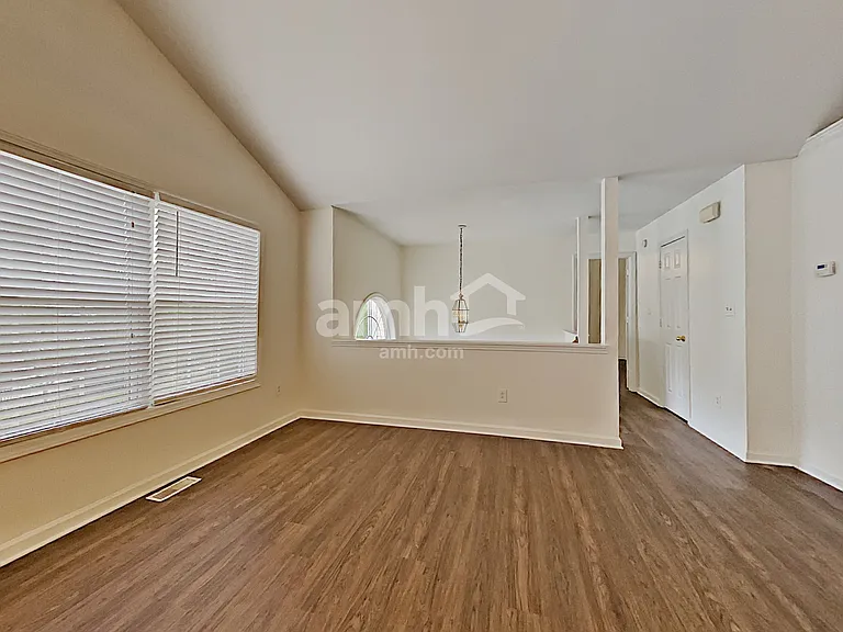 5950 Hickory Springs Dr — Photo 6