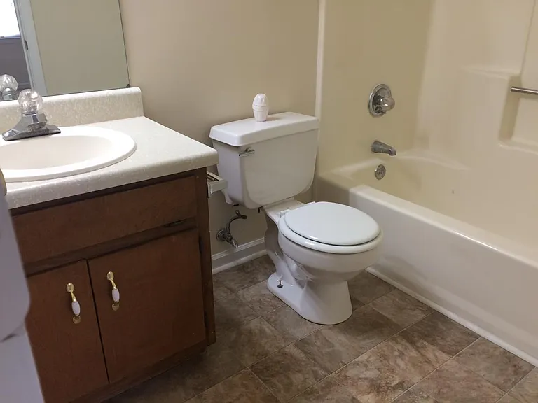 2220 Kings Gate Cir #A — Photo 21