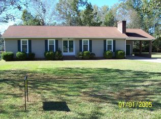 2611 English Squire Dr, Kinston, NC 28504