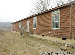 174 Breezy Hollow Dr, Clyde, NC 28721