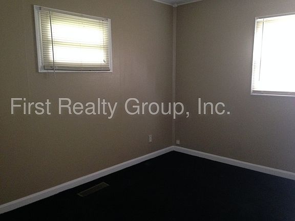 5th image of 4905 Porterfield Dr