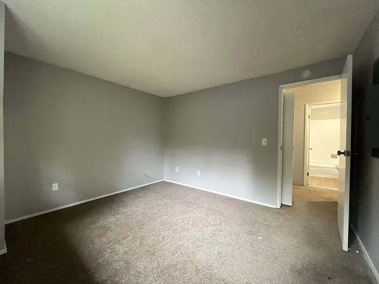 4911 SW Beaverton Hillsdale Hwy #A — Photo 26