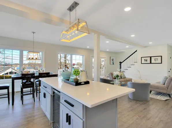 28 West Shore Road, Windham, NH 03087