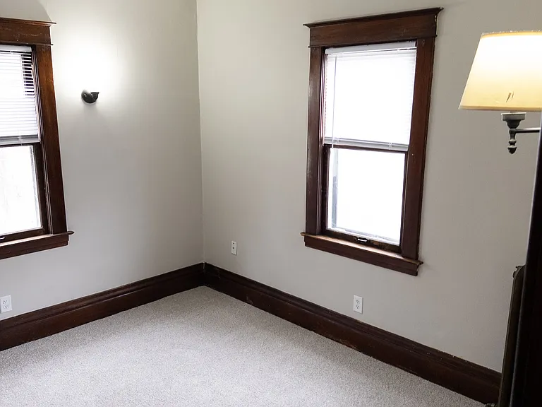 1421 Sherwood Ave — Photo 11