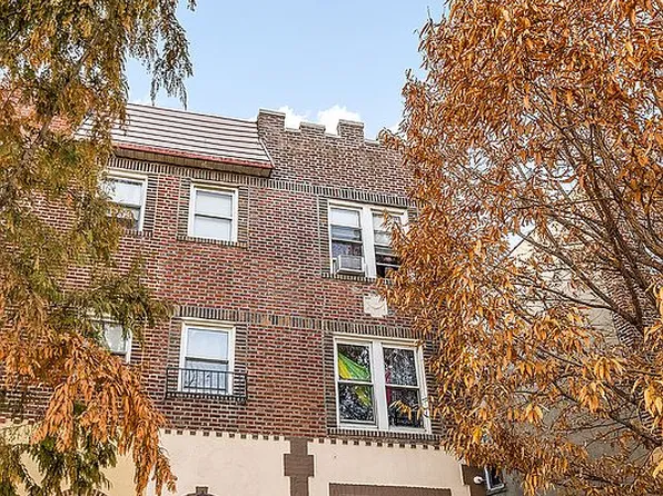 24-56 29th St #6, Astoria, NY 11102