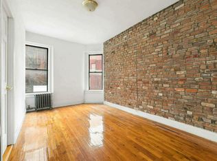 166 W 4th St APT 2, New York, NY 10014
