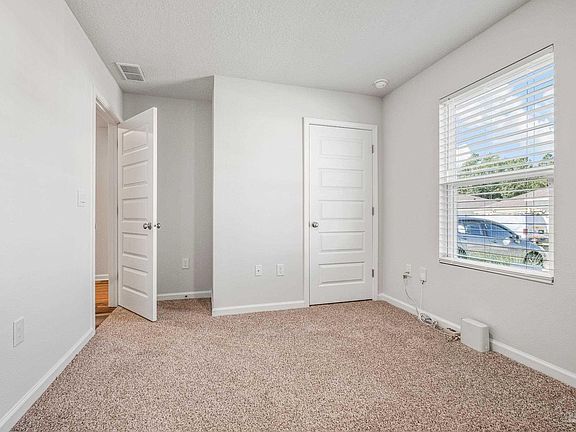4th image of 3416 Fallschase Blvd