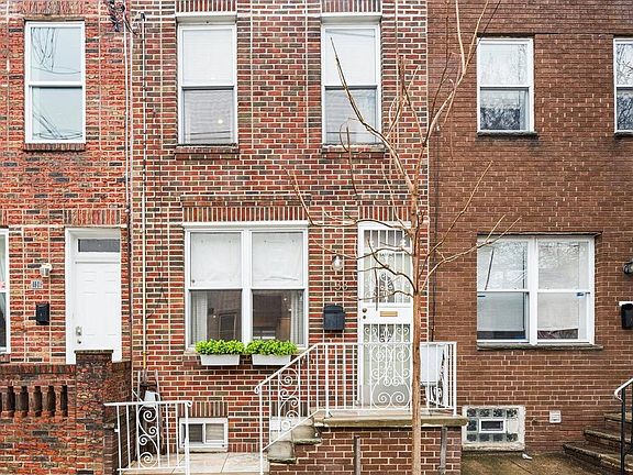 2nd image of 1138 Mifflin St