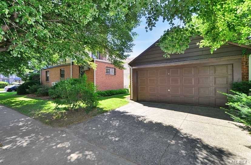 2nd image of 7502 193rd St