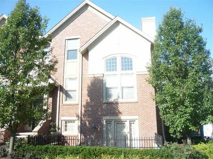 1st image of 35 Astor Pl