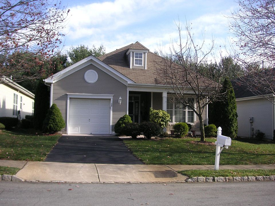 1st image of 13 Evergreen Springs Drive