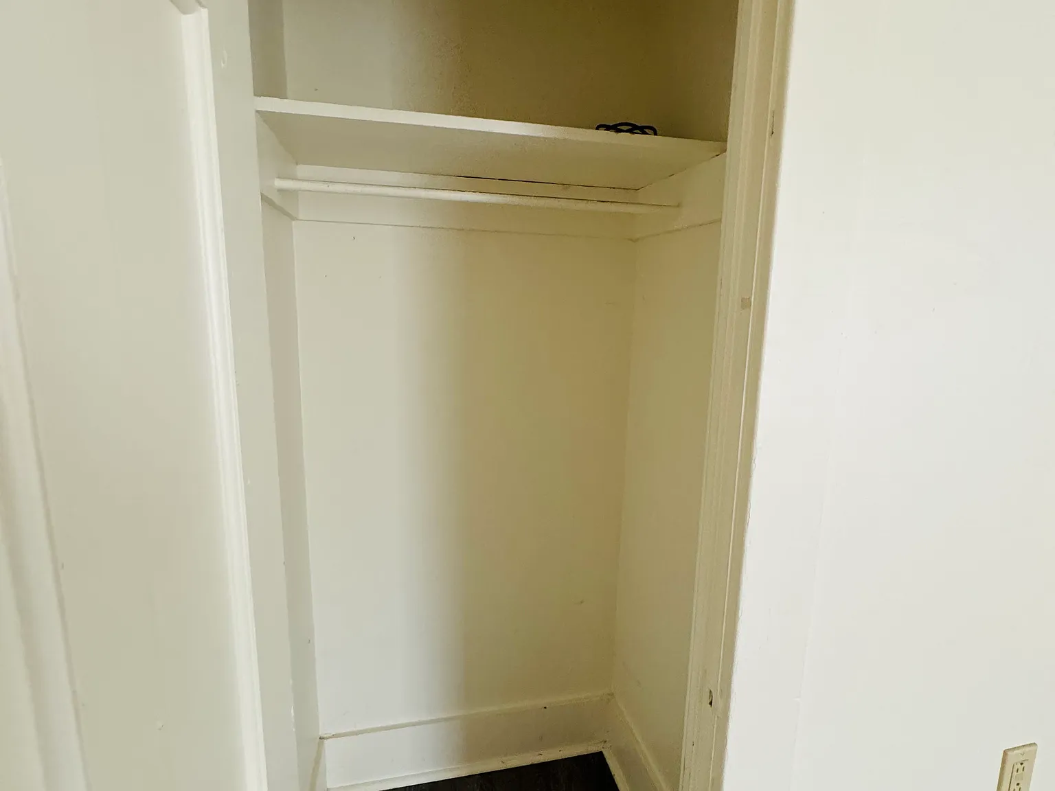 Studio, $1,390 — Photo 4