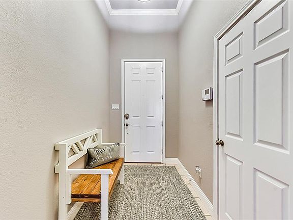 2nd image of 400 Valentino Way