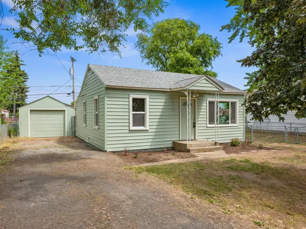 13026 W 13th Ave, Airway Heights, WA 99001