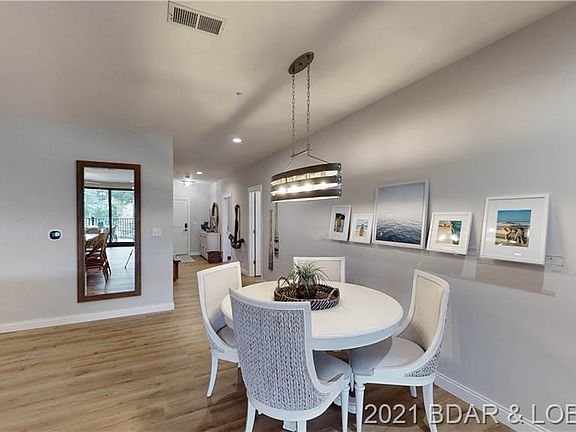 3rd image of 166 Captiva Dr #1G