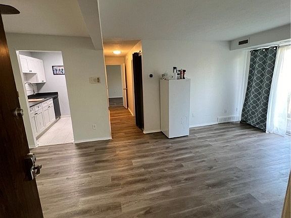 4th image of 27345 Westown Blvd APT 1107
