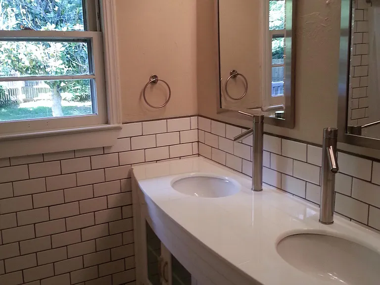 1103 Park Manor St — Photo 3