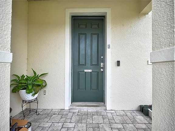 3rd image of 405 KETTERING ROAD
