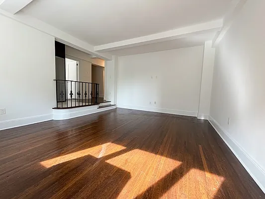 Living room, photo 5