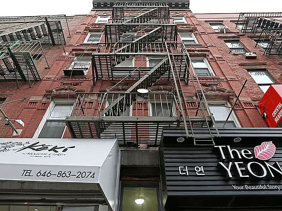 2nd image of 79 Mott St APT 10