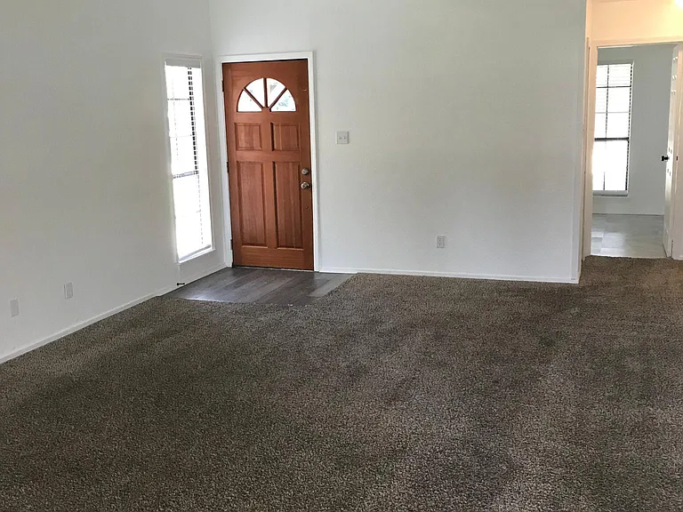 7408 Catamaran Dr — Photo 7