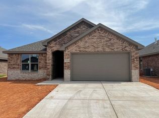 7035 25th St, Lubbock, TX 79407
