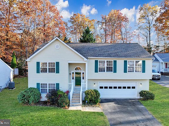 2nd image of 113 Barbara Ann Dr