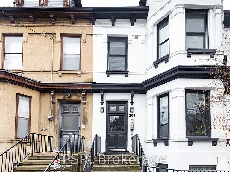 205 Gerrard St E #3 — Photo 2
