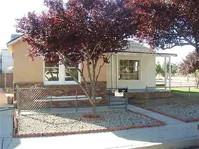 405 Pauley St