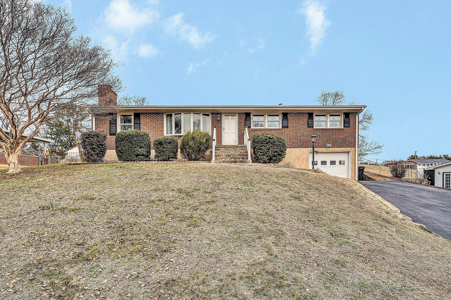 6641 Bryant Cir photo 1