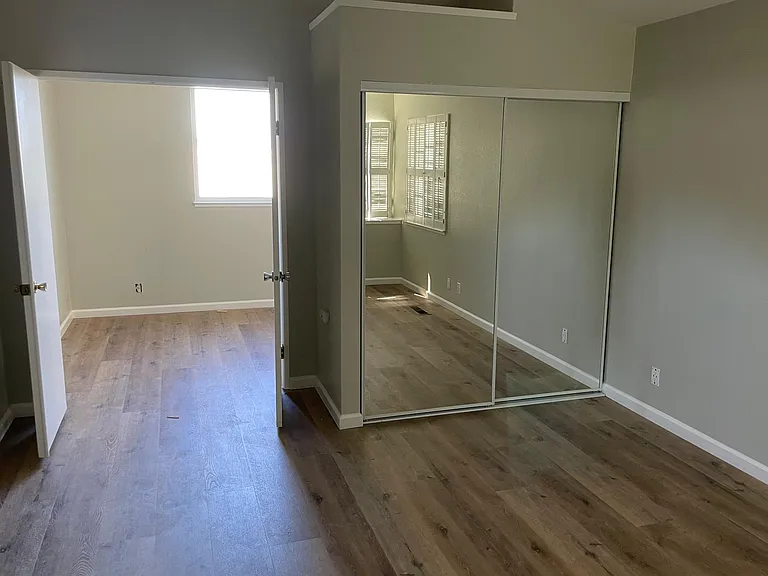 523 Fuchsia Dr — Photo 15