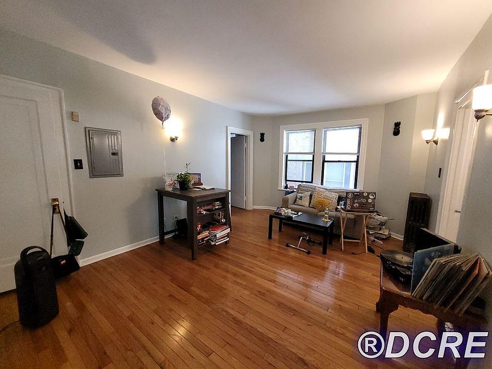 1st image of 1712 W Estes Ave #303-A