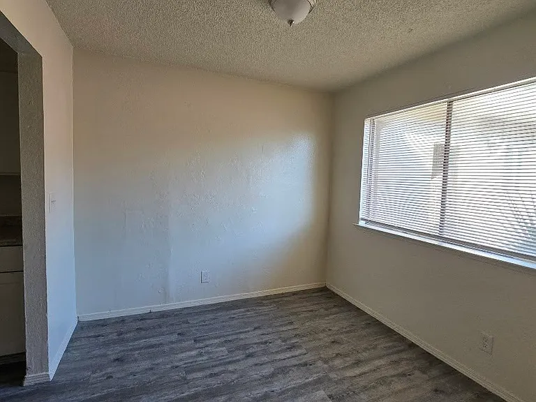 4240 E Clay Ave #1 — Photo 3